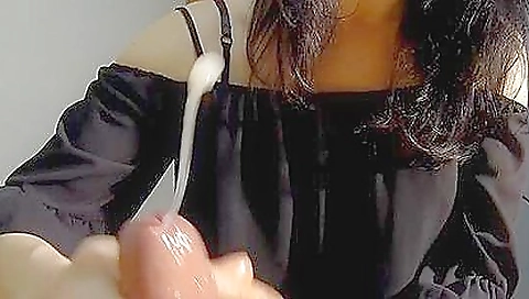 Sexy secretar giggl and foot worship