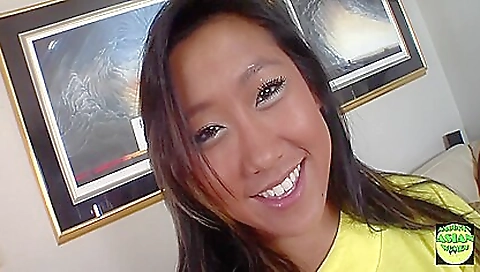 Milfr nails and taking a hard dick