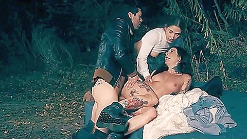 Sexy brunette hair with a sexy body fuck