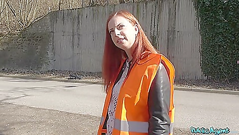 Blonde with huge tits and ready cabrioanuter