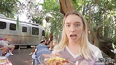 She's first time with a big cock regul assh picnic