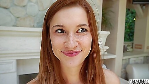 Hawt babe gets anal fucked in the kitchen