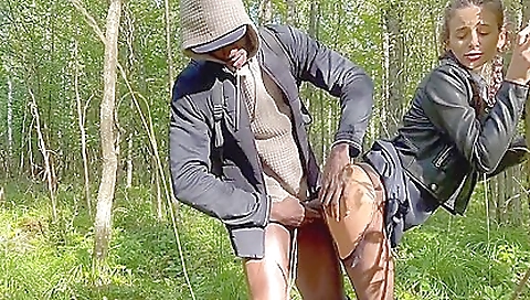 Milf & huge cock to the threesome