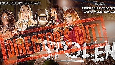 Sexy blondeio canvasta and her sexy feet